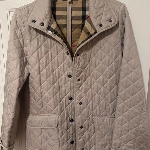 Burberry Brit Quilted Jacket Women’s SM Beige/Cream Nova Check Lined Snap Front
